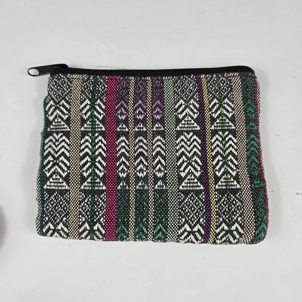 Hand Embroidered 6 X 5 Inches Coin Purse Mexican Art